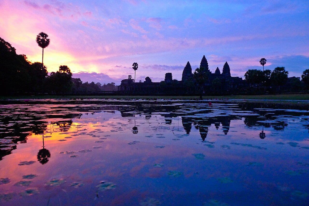 Cambodia — travel culture & etiquette guide