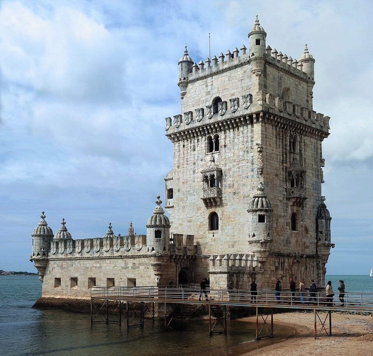 Portugal — travel culture & etiquette guide